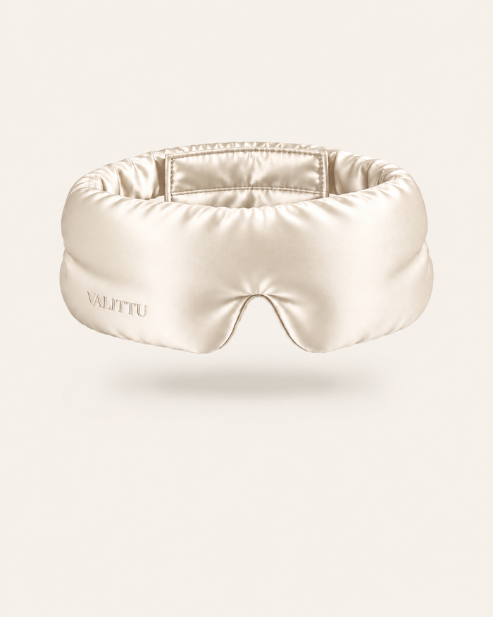 Ivory contoured mulberry silk sleep mask