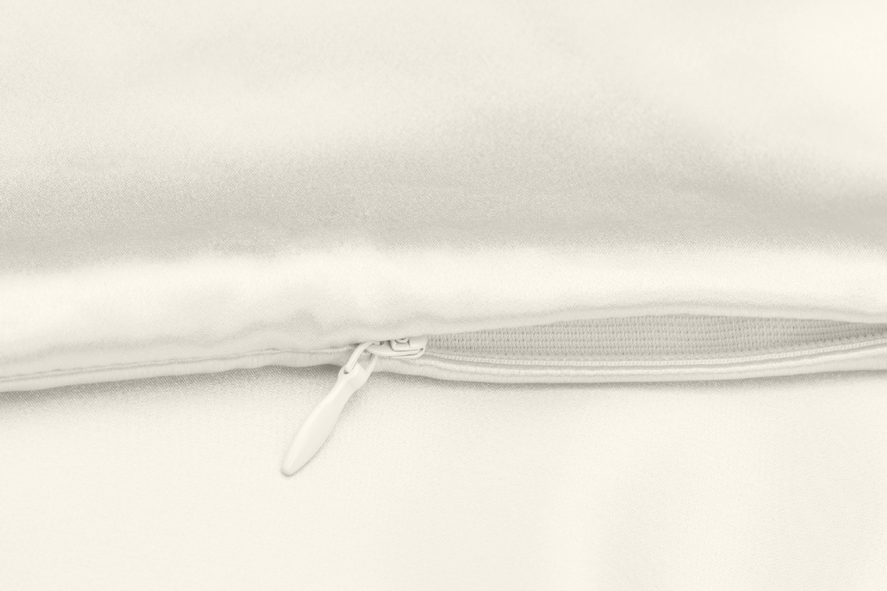 Silk Pillowcase - Ivory
